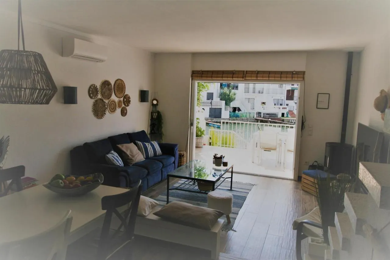 Casa Blue Port Banyuls Empuriabrava Villa 0*,