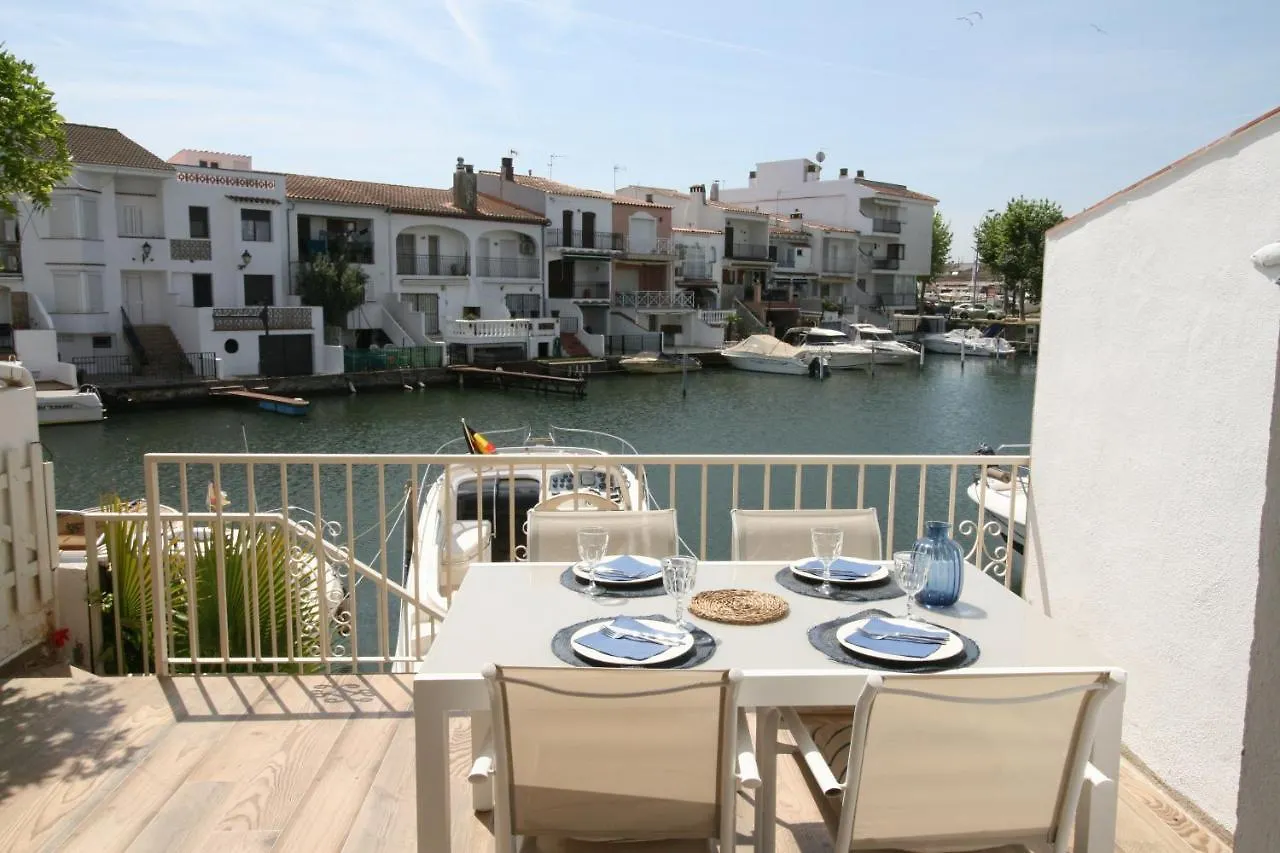 Holiday home Casa Blue Port Banyuls Empuriabrava Villa
